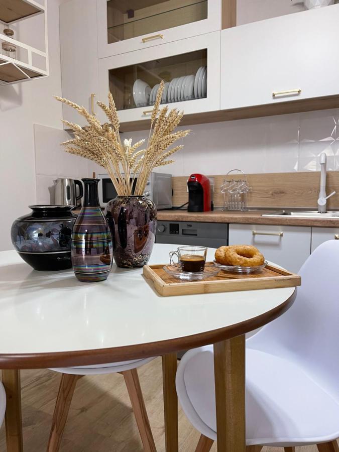 Kesa Apartment Korce Esterno foto