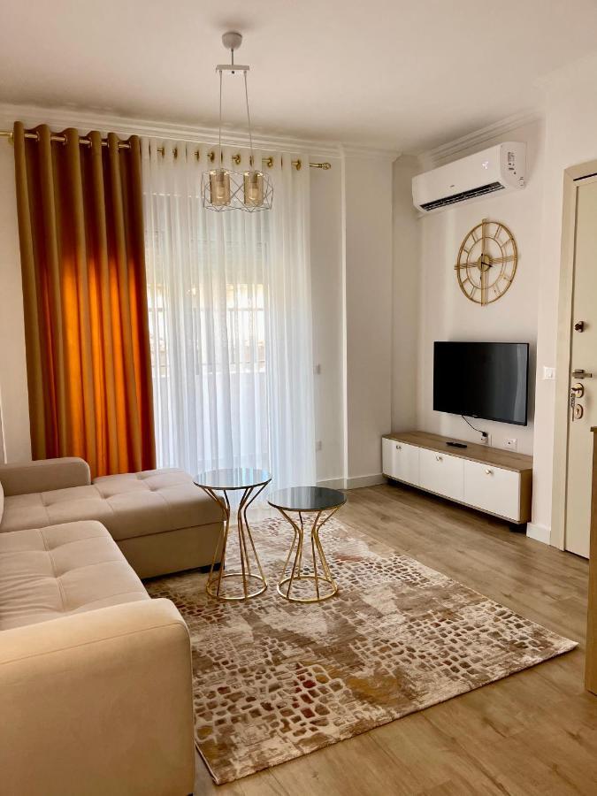Kesa Apartment Korce Esterno foto